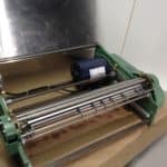 R Gluer - Roller Label Gluer